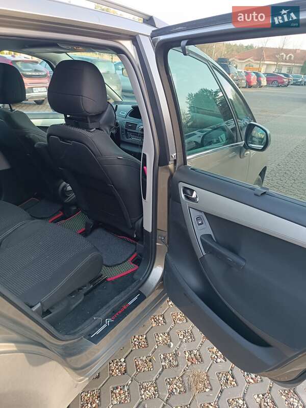 Минивэн Citroen Grand C4 Picasso 2011 в Киеве