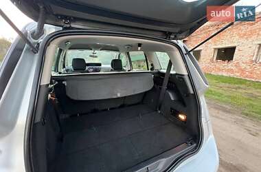 Мінівен Citroen Grand C4 Picasso 2015 в 