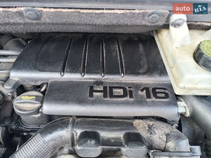 Минивэн Citroen Grand C4 Picasso 2010 в Самборе