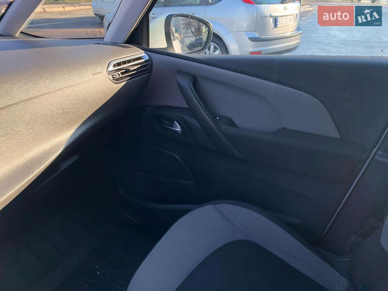 Минивэн Citroen Grand C4 Picasso 2016 в Львове