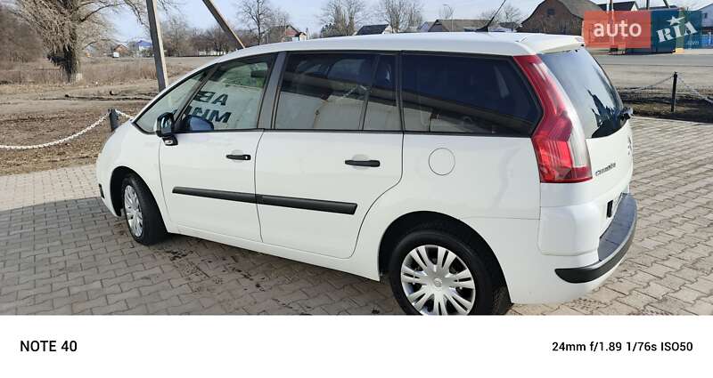 Минивэн Citroen Grand C4 Picasso 2010 в Теофиполе