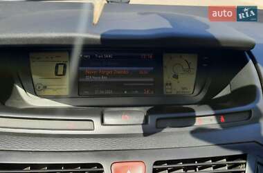 Минивэн Citroen Grand C4 Picasso 2012 в 