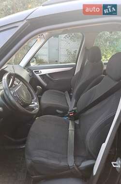 Минивэн Citroen Grand C4 Picasso 2009 в 