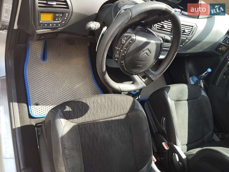 Минивэн Citroen Grand C4 Picasso 2012 в Львове