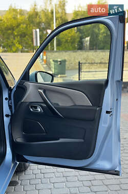 Мінівен Citroen Grand C4 Picasso 2015 в 