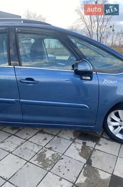 Минивэн Citroen Grand C4 Picasso 2010 в 