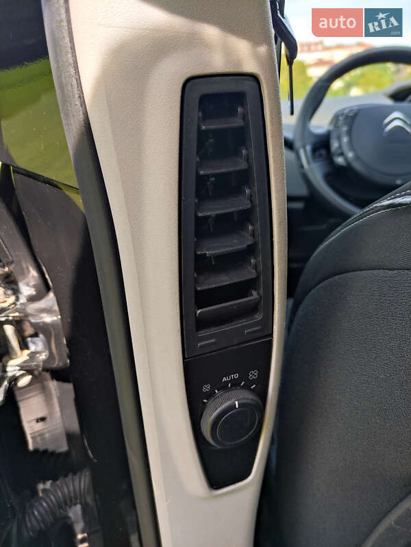 Минивэн Citroen Grand C4 Picasso 2011 в Львове