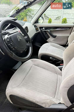 Минивэн Citroen Grand C4 Picasso 2010 в 