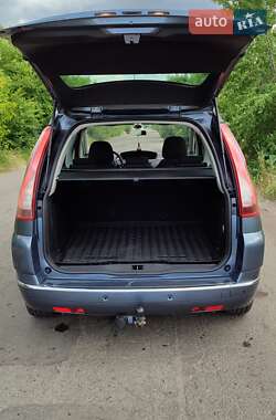 Минивэн Citroen Grand C4 Picasso 2011 в 