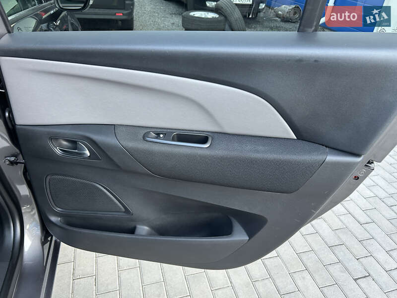 Минивэн Citroen Grand C4 Picasso 2020 в Киеве