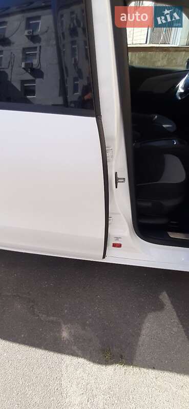Минивэн Citroen Grand C4 Picasso 2014 в Киеве