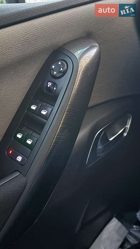 Минивэн Citroen Grand C4 Picasso 2016 в Харькове фото 100 Минивэн Citroen Grand C4 Picasso 2016 в Харькове