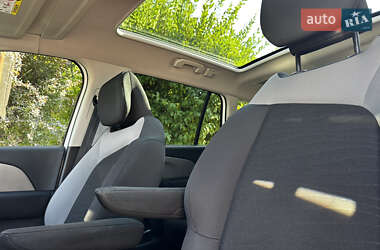 Минивэн Citroen Grand C4 Picasso 2016 в 