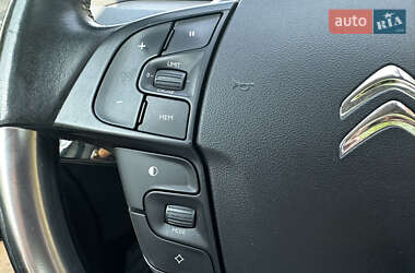 Минивэн Citroen Grand C4 Picasso 2016 в 