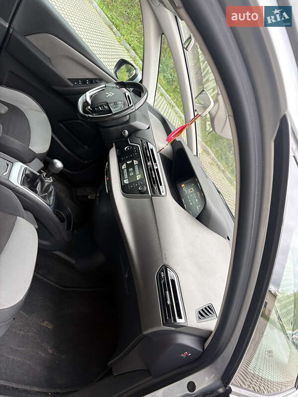 Минивэн Citroen Grand C4 Picasso 2015 в Тернополе