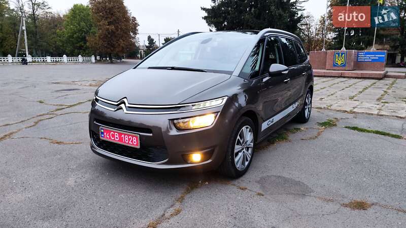 Минивэн Citroen Grand C4 Picasso 2016 в Новоархангельске