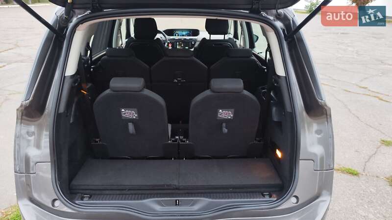 Минивэн Citroen Grand C4 Picasso 2016 в Новоархангельске