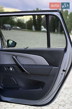 Минивэн Citroen Grand C4 Picasso 2017 в 