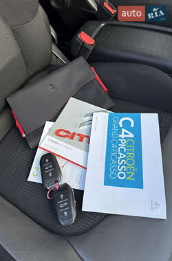 Минивэн Citroen Grand C4 Picasso 2017 в 