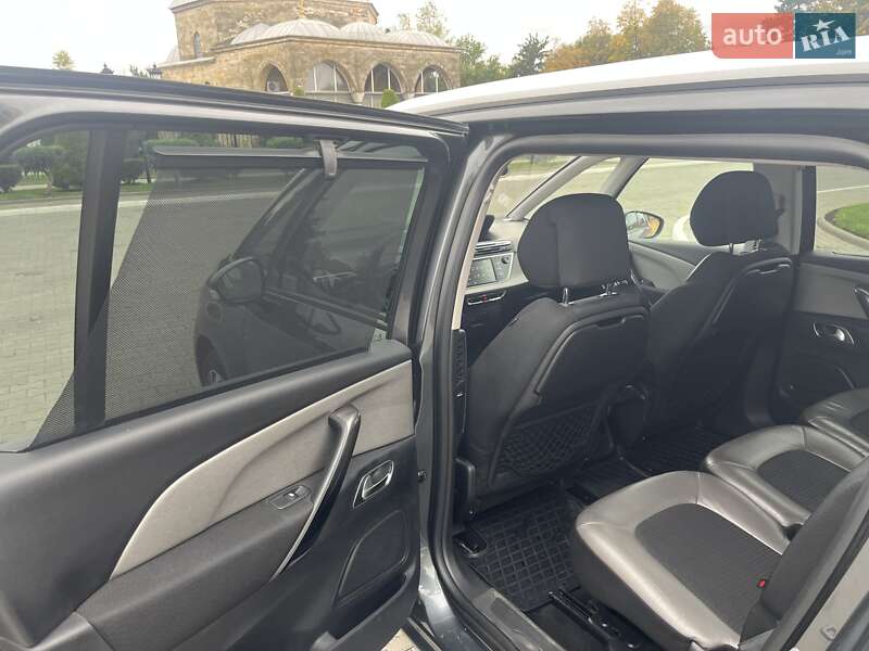 Мінівен Citroen Grand C4 Picasso 2017 в Ізмаїлі фото 22 Мінівен Citroen Grand C4 Picasso 2017 в Ізмаїлі