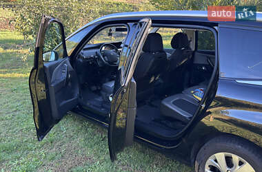 Минивэн Citroen Grand C4 Picasso 2016 в 