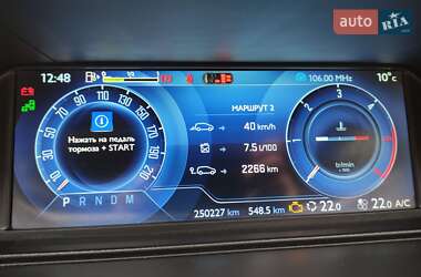 Минивэн Citroen Grand C4 Picasso 2015 в 