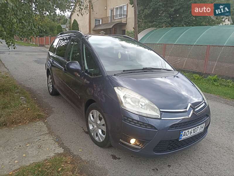 Минивэн Citroen Grand C4 Picasso 2013 в Сваляве