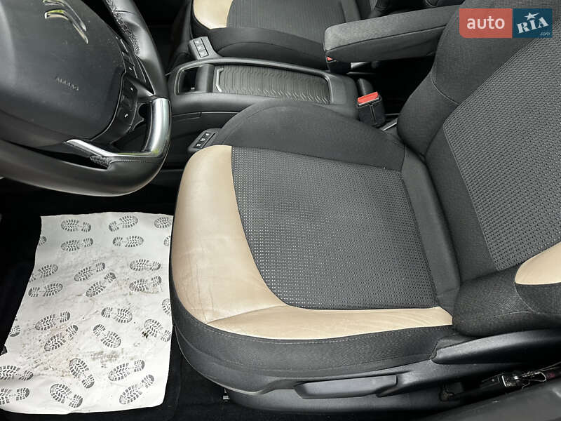 Минивэн Citroen Grand C4 Picasso 2015 в Тернополе