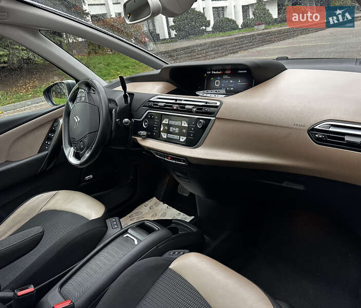 Минивэн Citroen Grand C4 Picasso 2015 в Тернополе