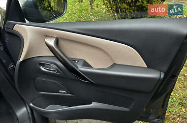 Минивэн Citroen Grand C4 Picasso 2015 в 