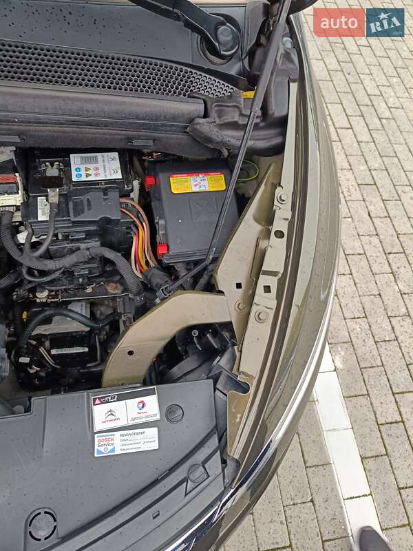 Минивэн Citroen Grand C4 Picasso 2014 в Калуше фото 92 Минивэн Citroen Grand C4 Picasso 2014 в Калуше