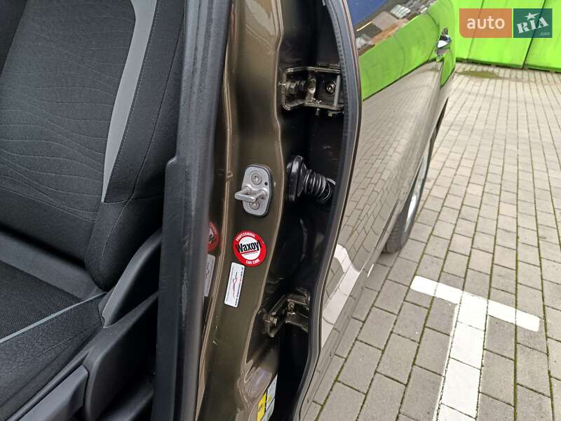 Минивэн Citroen Grand C4 Picasso 2014 в Калуше фото 64 Минивэн Citroen Grand C4 Picasso 2014 в Калуше