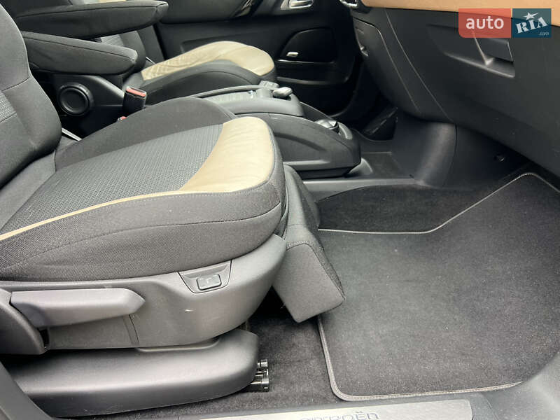 Мінівен Citroen Grand C4 Picasso 2014 в Львові