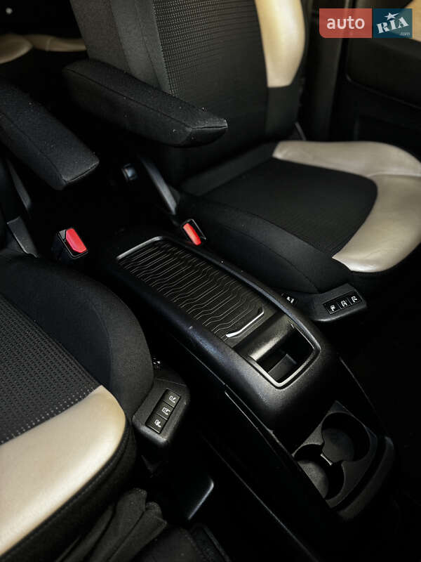 Минивэн Citroen Grand C4 Picasso 2014 в Тернополе фото 52 Минивэн Citroen Grand C4 Picasso 2014 в Тернополе