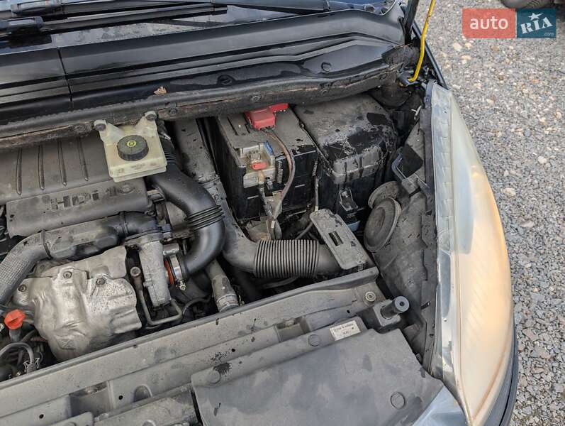 Минивэн Citroen Grand C4 Picasso 2008 в Ровно фото 43 Минивэн Citroen Grand C4 Picasso 2008 в Ровно