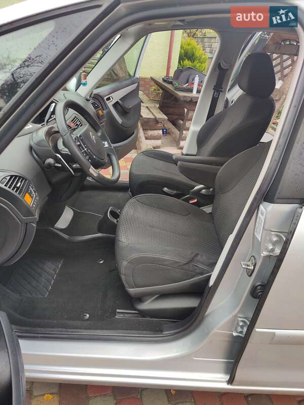 Мінівен Citroen Grand C4 Picasso 2012 в Тернополі