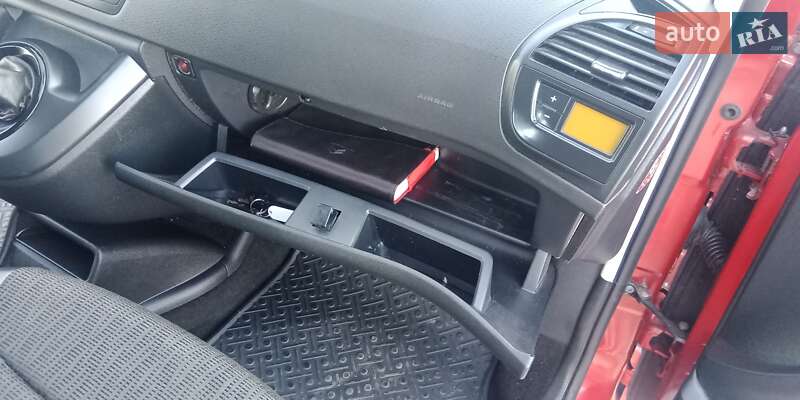 Мінівен Citroen Grand C4 Picasso 2012 в Копичинці