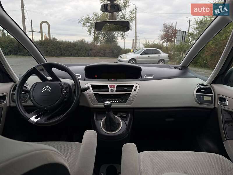 Мінівен Citroen Grand C4 Picasso 2008 в Кривому Розі фото 44 Мінівен Citroen Grand C4 Picasso 2008 в Кривому Розі