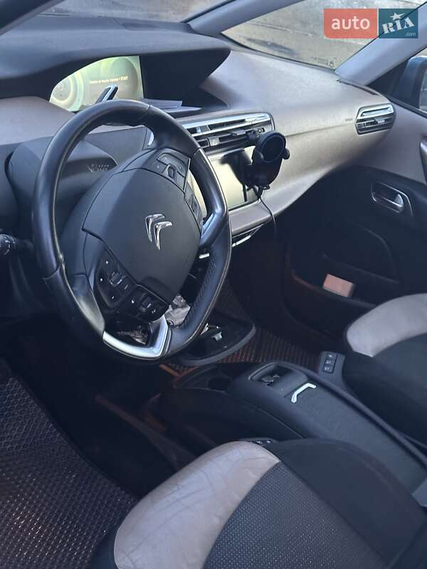Мінівен Citroen Grand C4 Picasso 2015 в Гостомелі