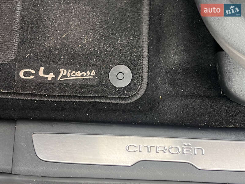 Мінівен Citroen Grand C4 Picasso 2015 в Львові