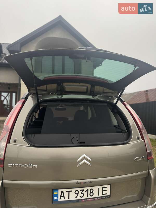 Минивэн Citroen Grand C4 Picasso 2010 в Долине