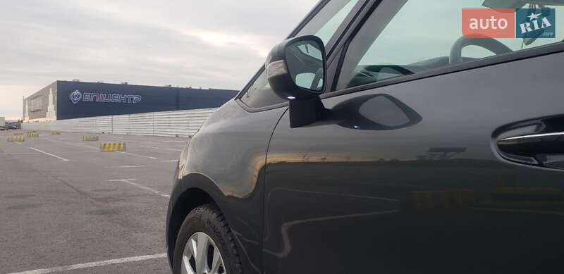 Мінівен Citroen Grand C4 Picasso 2013 в Львові фото 4 Мінівен Citroen Grand C4 Picasso 2013 в Львові