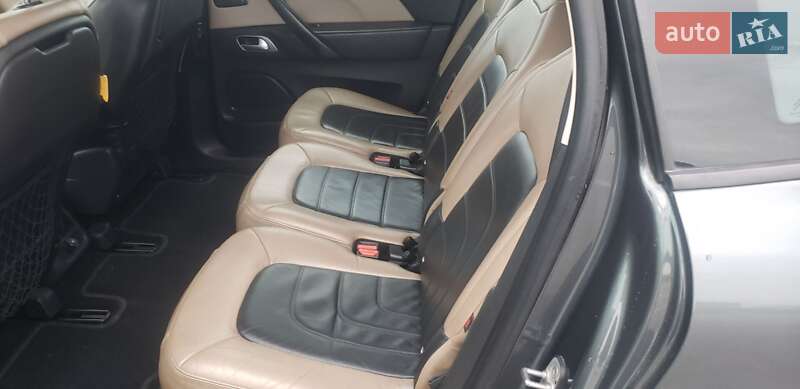 Мінівен Citroen Grand C4 Picasso 2013 в Львові фото 23 Мінівен Citroen Grand C4 Picasso 2013 в Львові