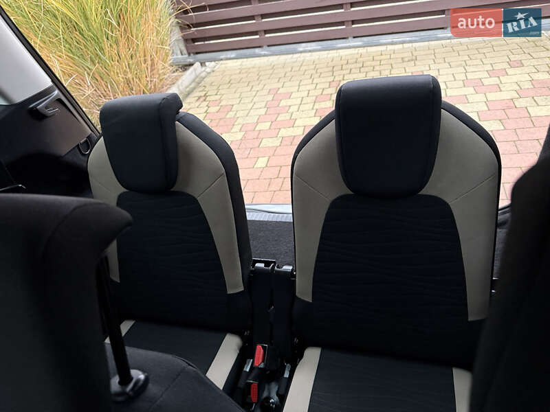 Минивэн Citroen Grand C4 Picasso 2014 в Стрые фото 28 Минивэн Citroen Grand C4 Picasso 2014 в Стрые