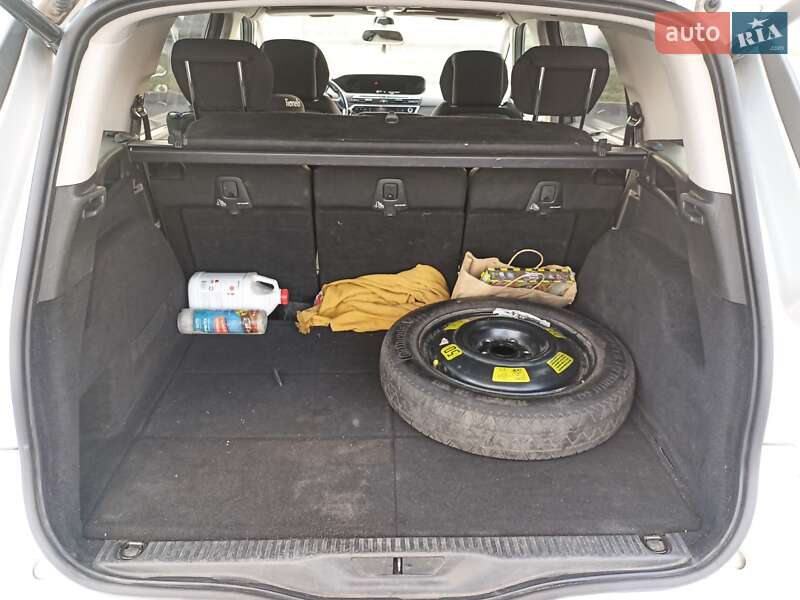 Мінівен Citroen Grand C4 Picasso 2015 в Києві фото 7 Мінівен Citroen Grand C4 Picasso 2015 в Києві