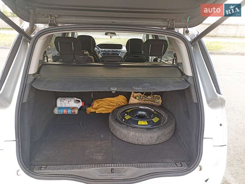Мінівен Citroen Grand C4 Picasso 2015 в Києві фото 5 Мінівен Citroen Grand C4 Picasso 2015 в Києві