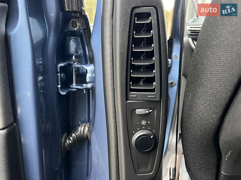 Мінівен Citroen Grand C4 Picasso 2016 в Львові фото 45 Мінівен Citroen Grand C4 Picasso 2016 в Львові