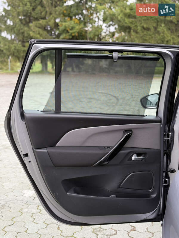 Минивэн Citroen Grand C4 Picasso 2016 в Дубно фото 43 Минивэн Citroen Grand C4 Picasso 2016 в Дубно