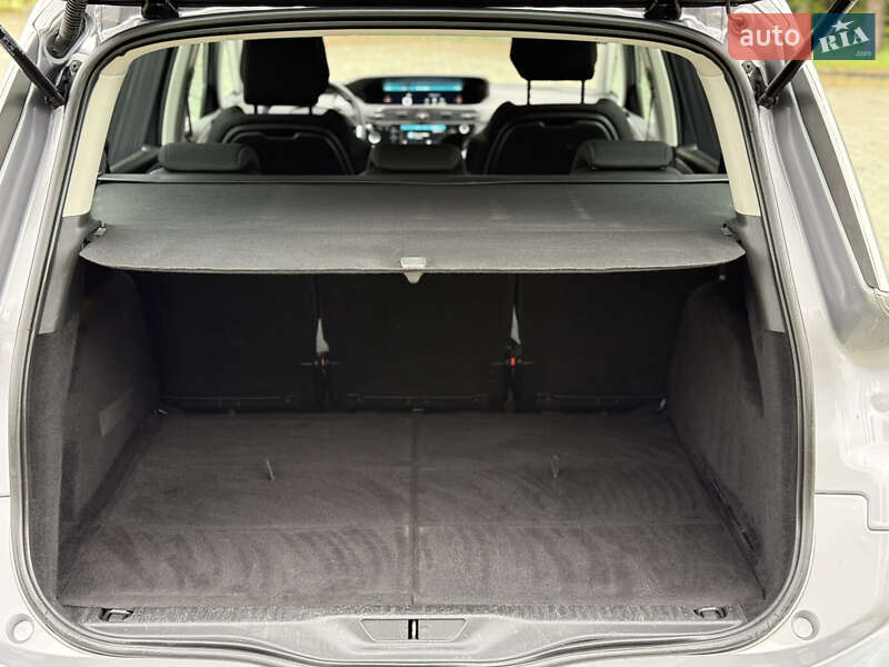 Минивэн Citroen Grand C4 Picasso 2016 в Дубно фото 48 Минивэн Citroen Grand C4 Picasso 2016 в Дубно