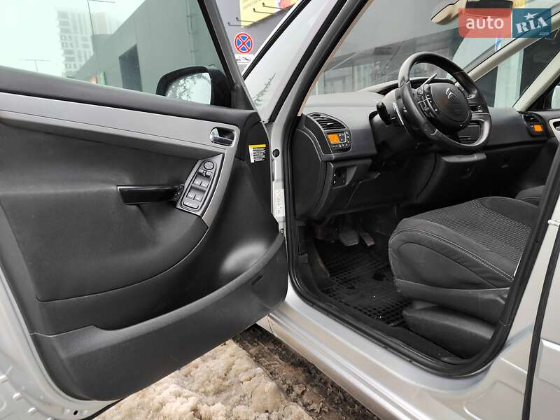 Минивэн Citroen Grand C4 Picasso 2009 в Киеве
